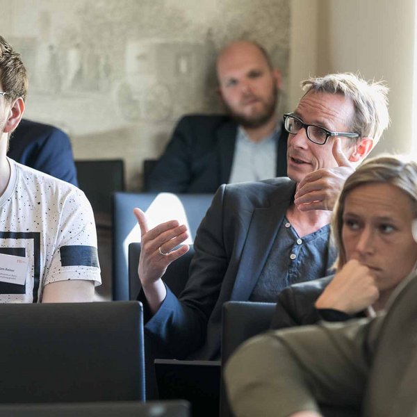 Diskussion im Publikum.