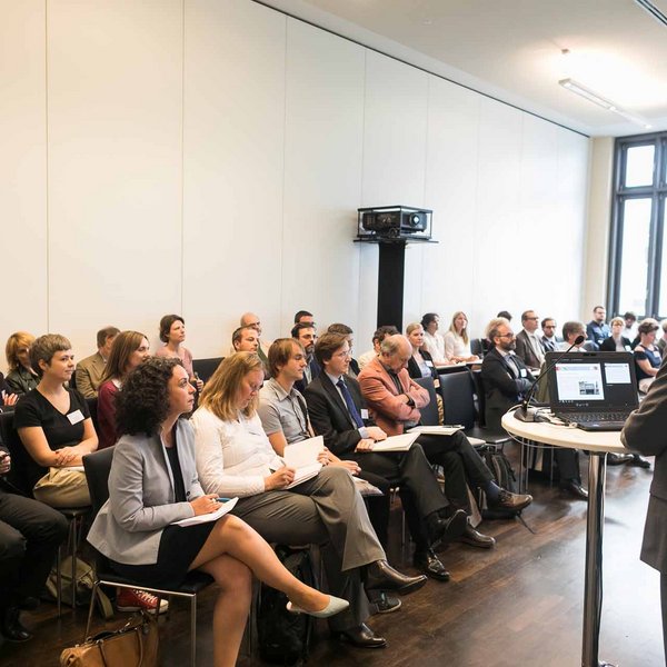 Publikum beim FIS-Forum.