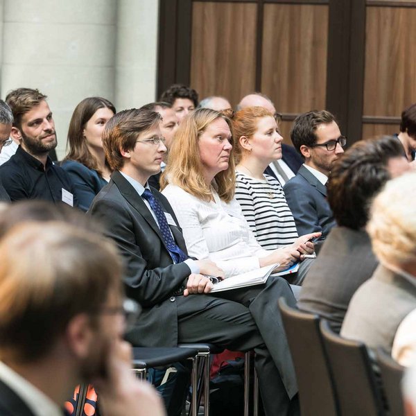 Publikum beim FIS-Forum.