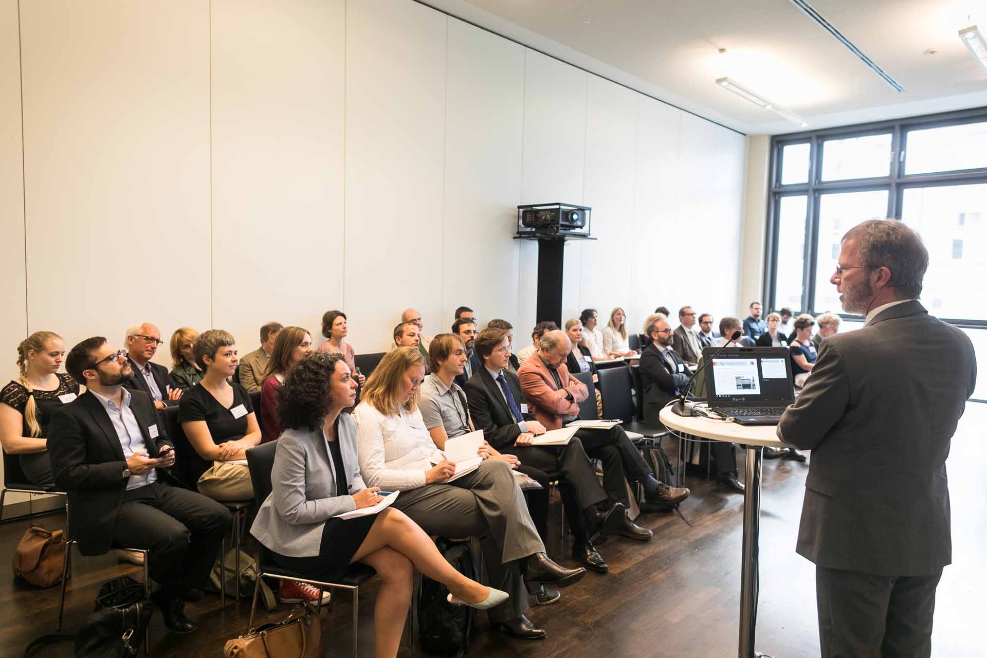 Publikum beim FIS-Forum.