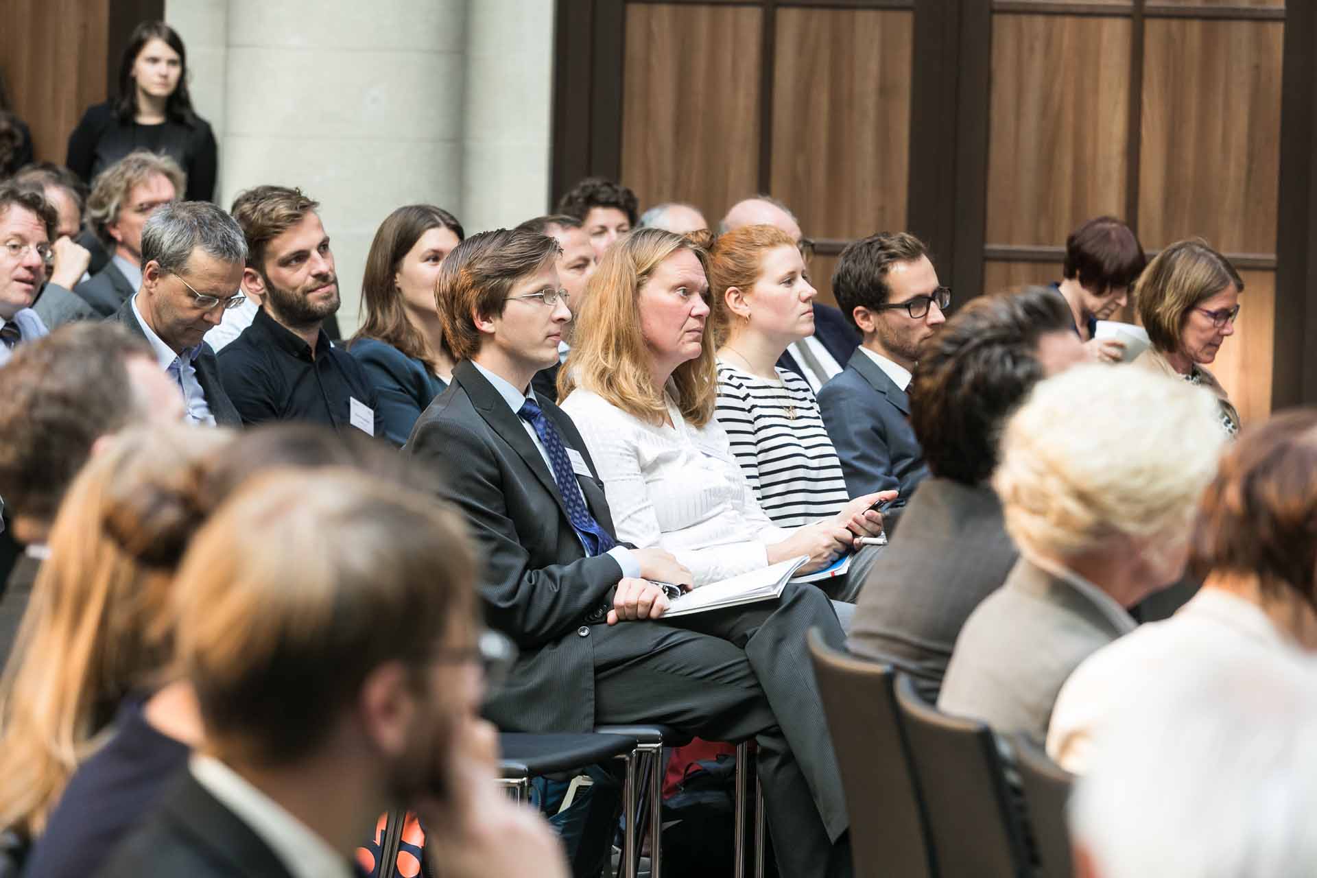 Publikum beim FIS-Forum.